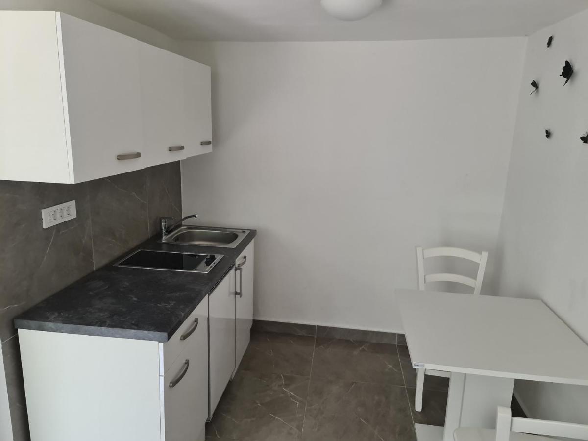 Apartament Marton Krk Zewnętrze zdjęcie